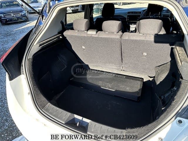 Nissan Leaf - фото 9