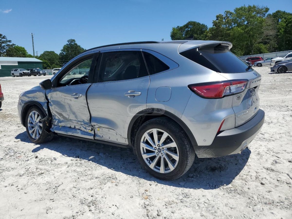 Ford Titanium Hybrid 4dr All-Wheel — миниатюра 2