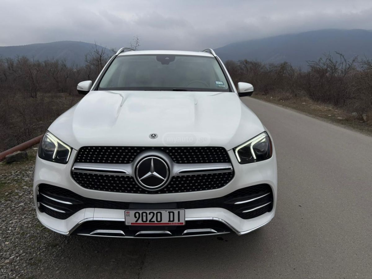 Mercedes-Benz GLE 350 - фото 1