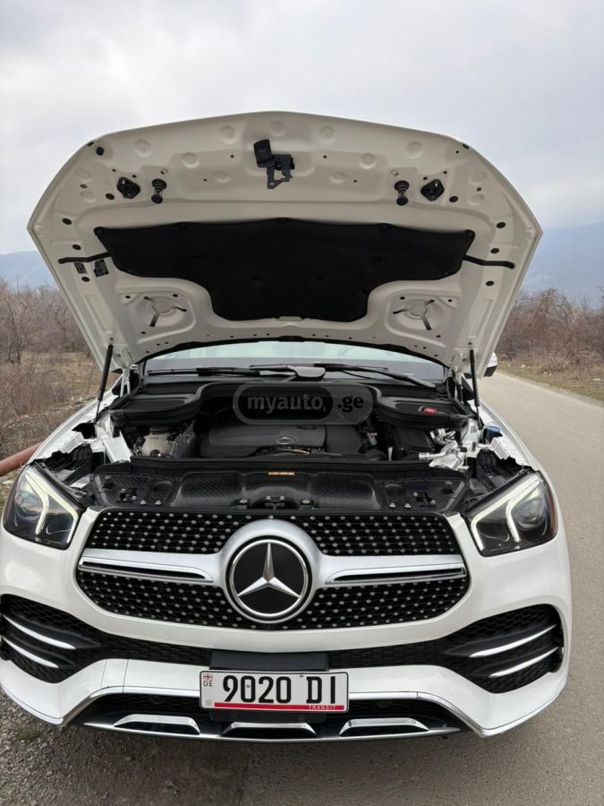 Mercedes-Benz GLE 350 - фото 12