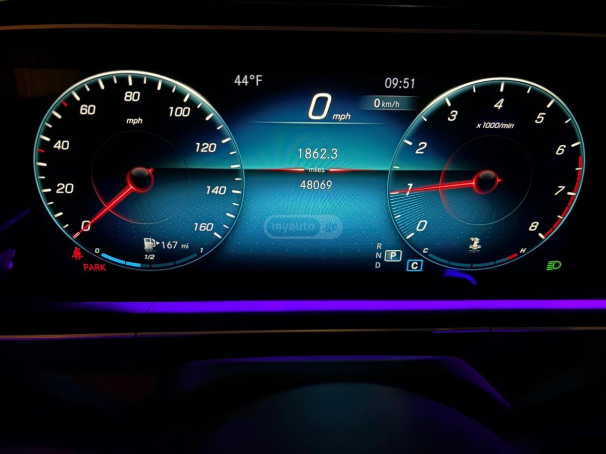 Mercedes-Benz GLE 350 - фото 9