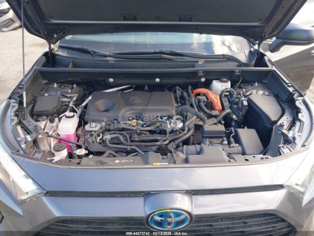 Toyota LE 4dr All Wheel Drive Automat — миниатюра 10