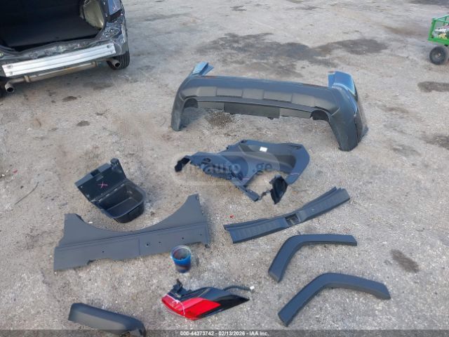 Toyota LE 4dr All Wheel Drive Automat — миниатюра 12