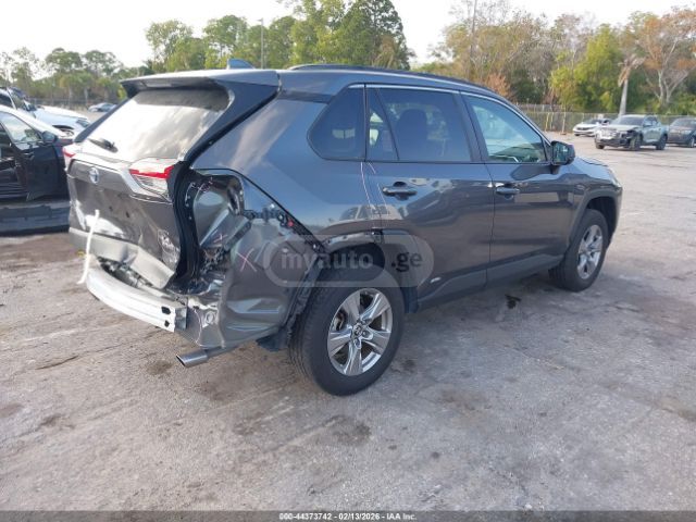 Toyota LE 4dr All Wheel Drive Automat — миниатюра 5