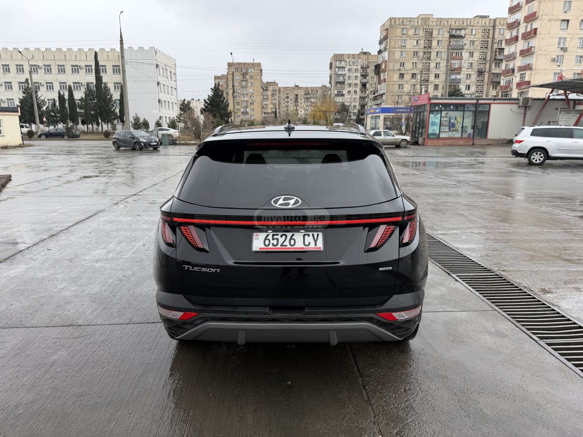 Hyundai Limited 4dr All-Wheel Drive Au — миниатюра 4