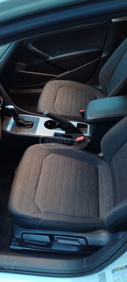 Volkswagen Passat - фото 8