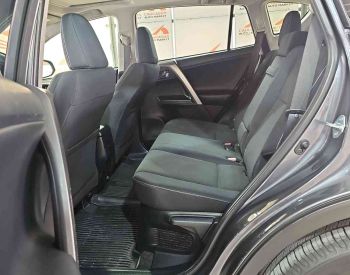 ToyotaRAV 4 Toyota RAV42017