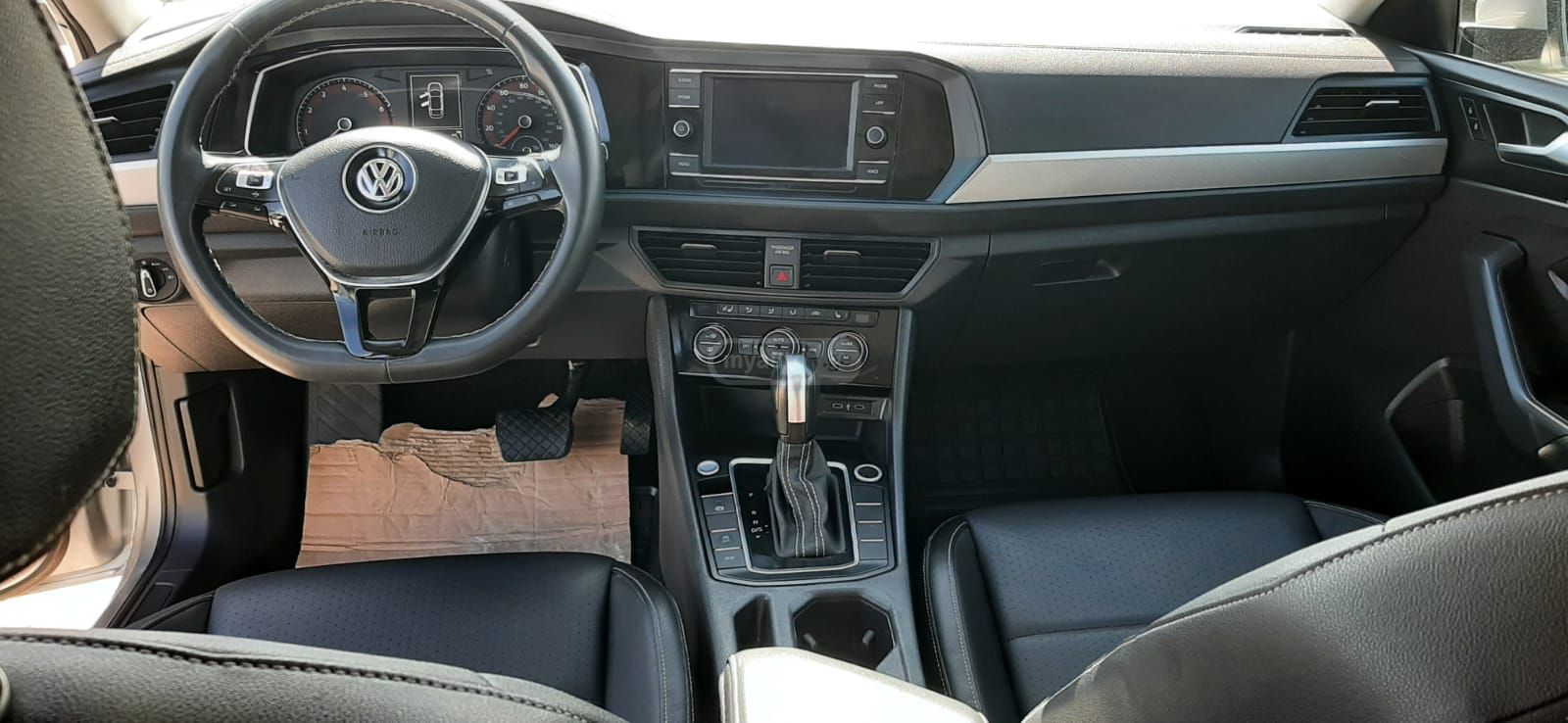 Volkswagen Jetta - фото 7