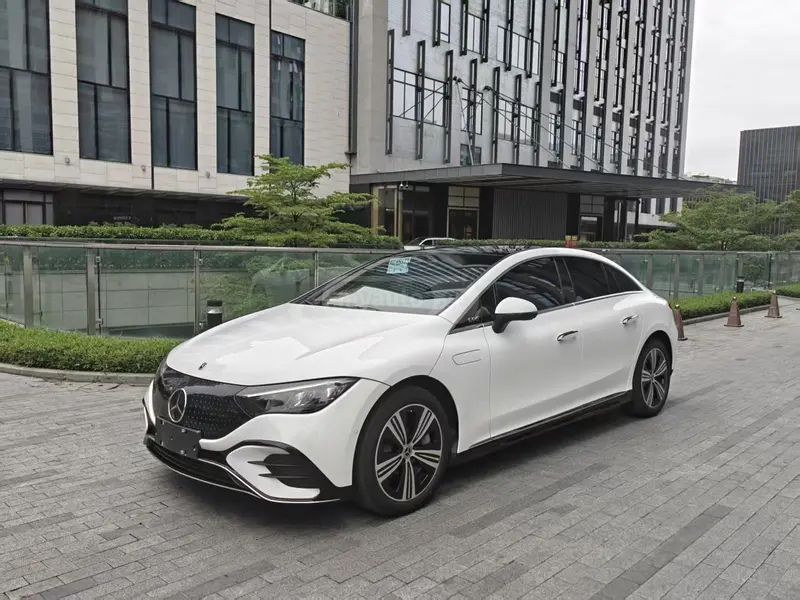 Mercedes-Benz EQE 2022 — миниатюра 1