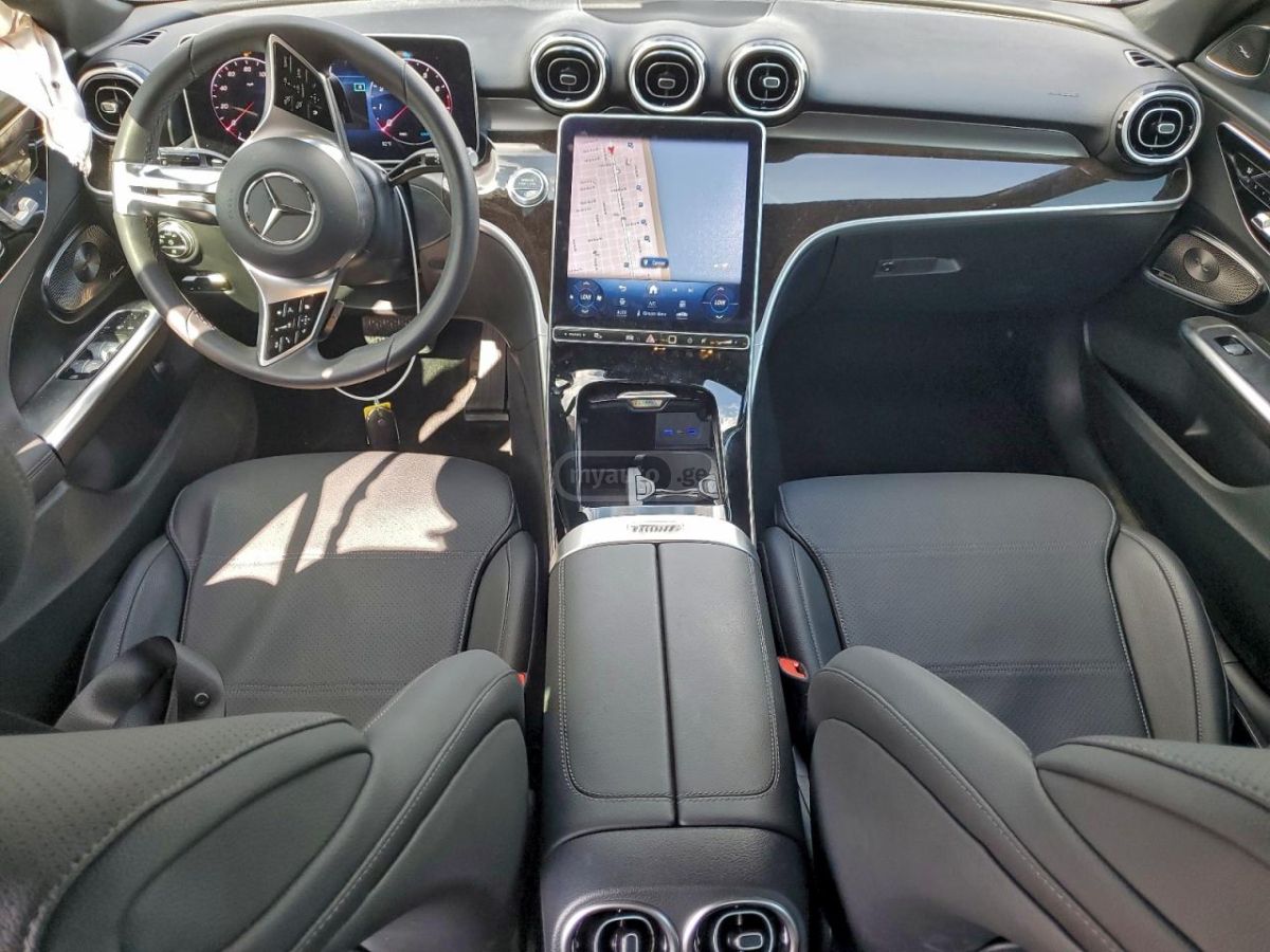 Mercedes-Benz C 300 2024 — миниатюра 11
