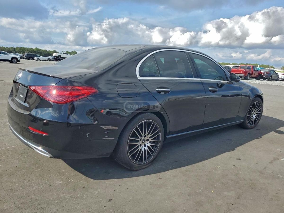 Mercedes-Benz C 300 2024 — миниатюра 3