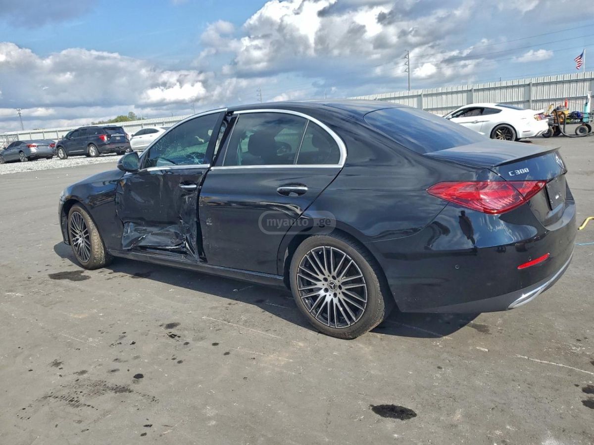 Mercedes-Benz C 300 2024 — миниатюра 4