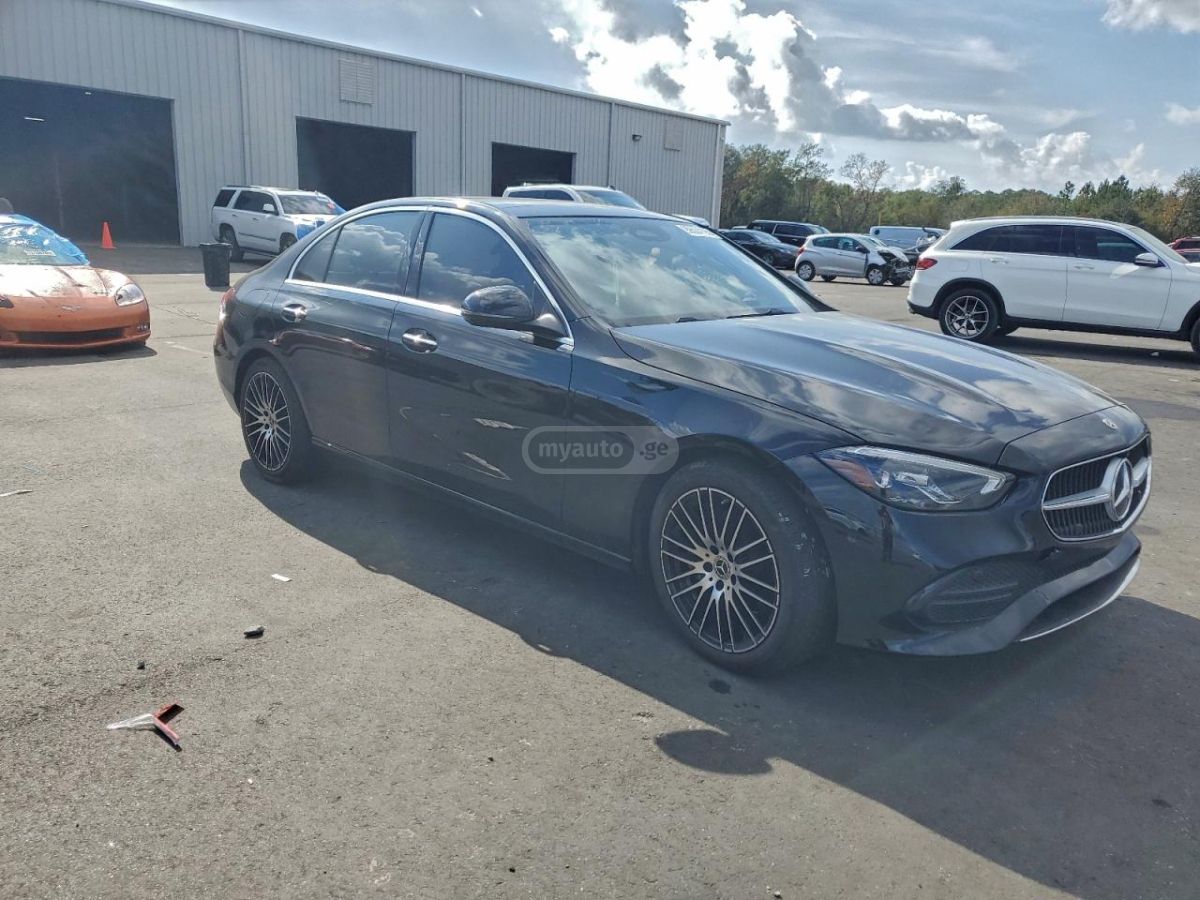 Mercedes-Benz C 300 2024 — миниатюра 9