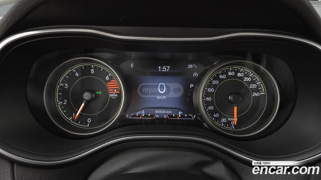 Jeep Cherokee - фото 8