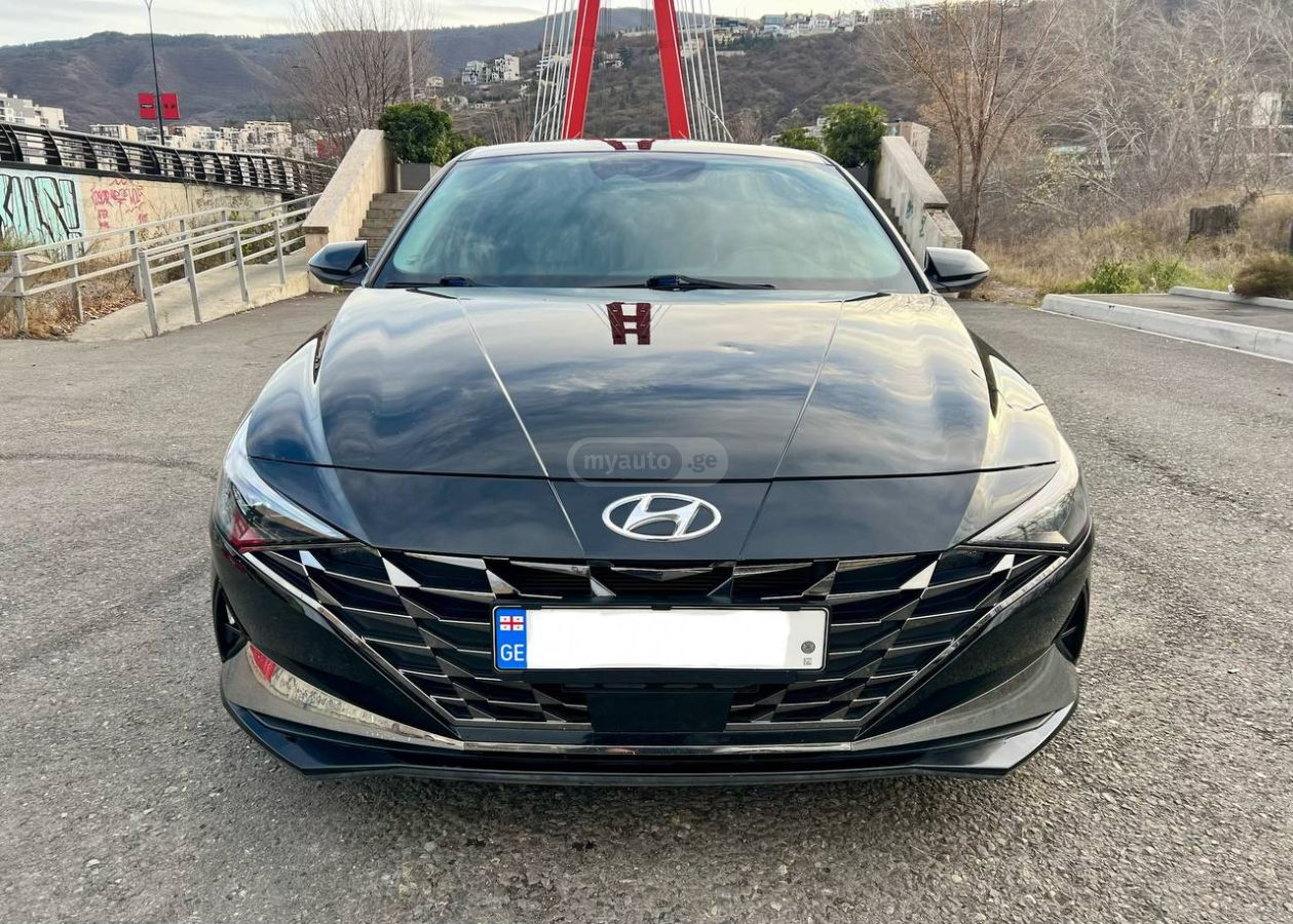 Hyundai Elantra - фото 6