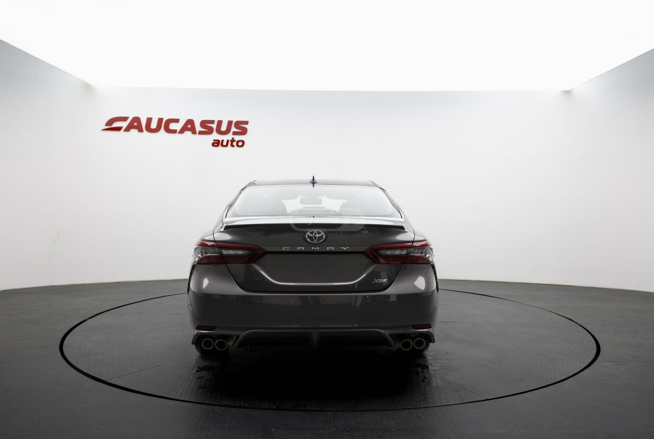 Toyota XSE 4dr Front-Wheel Drive Seda — миниатюра 4