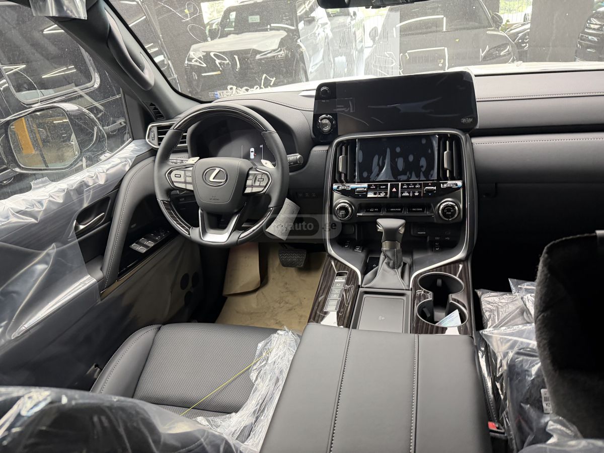 Lexus lx 600 - фото 6