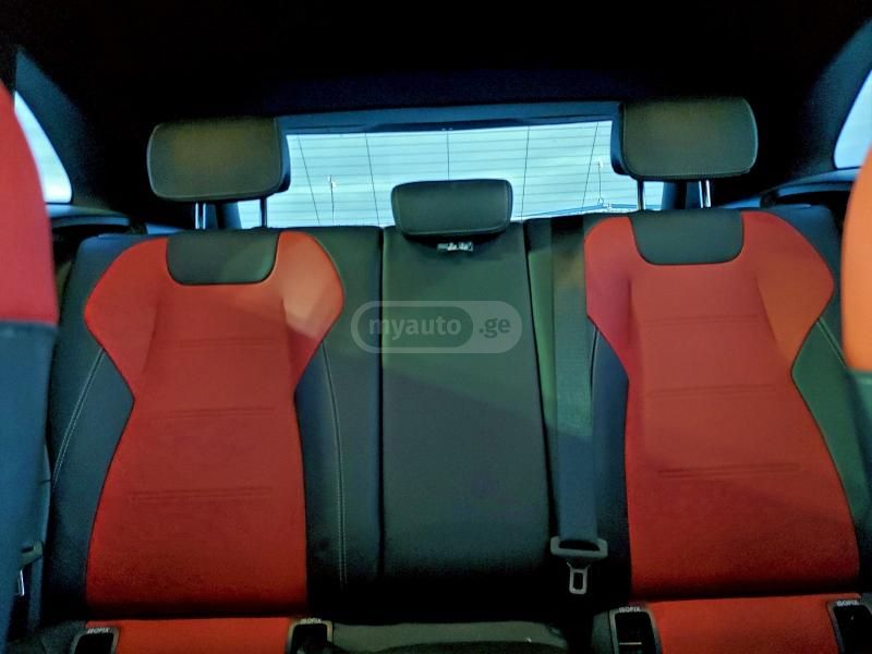 Mercedes-Benz Base GLA 250 4dr All-Wheel Dri — миниатюра 10