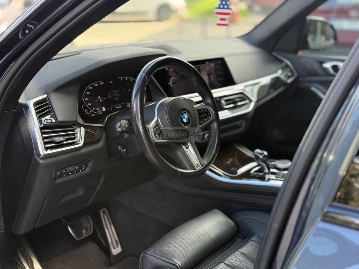 BMW X5 - фото 12