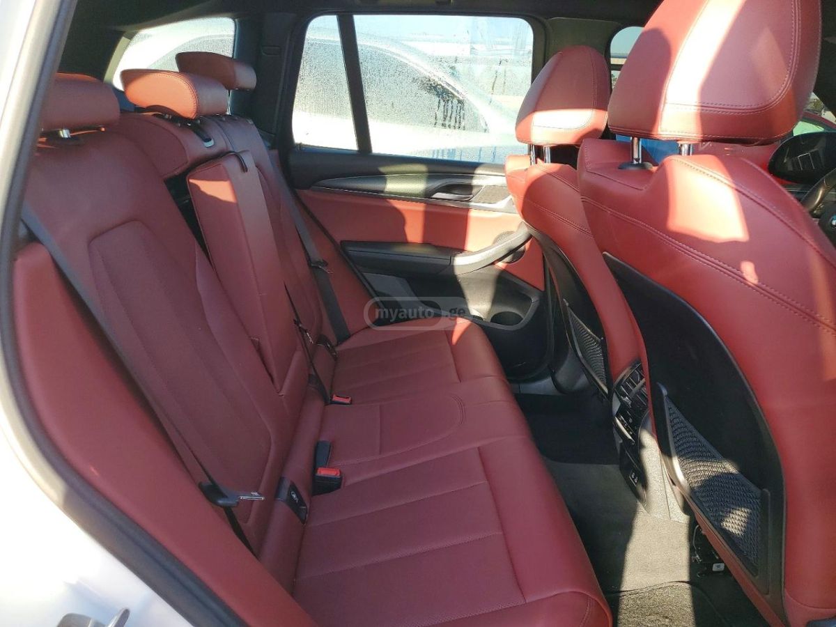 BMW X3 - фото 11