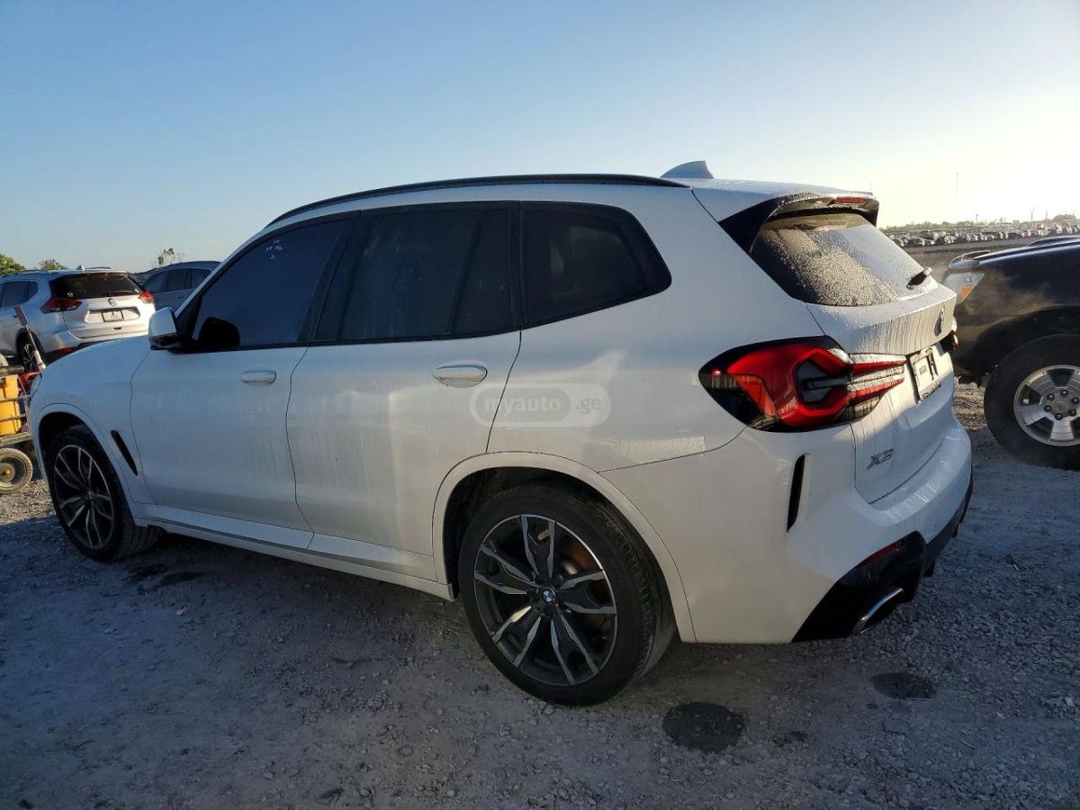 BMW X3 - фото 2