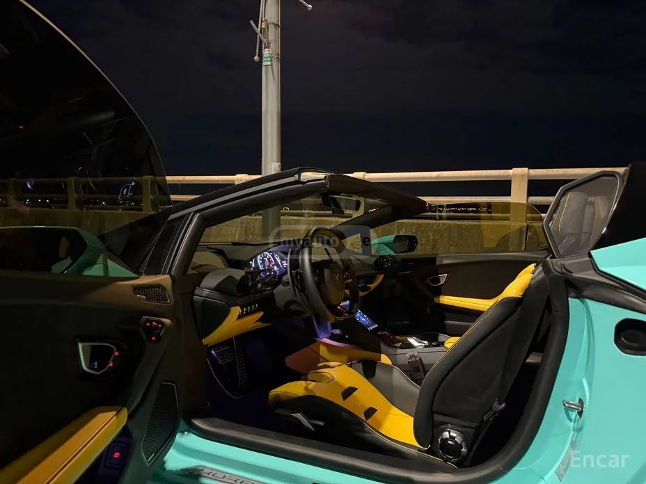 Lamborghini Huracn 2023 — миниатюра 3