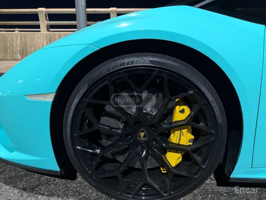 Lamborghini Huracn 2023 — миниатюра 5