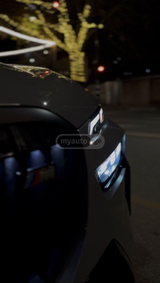 BMW M60i 4dr All Wheel Drive Sport — миниатюра 3