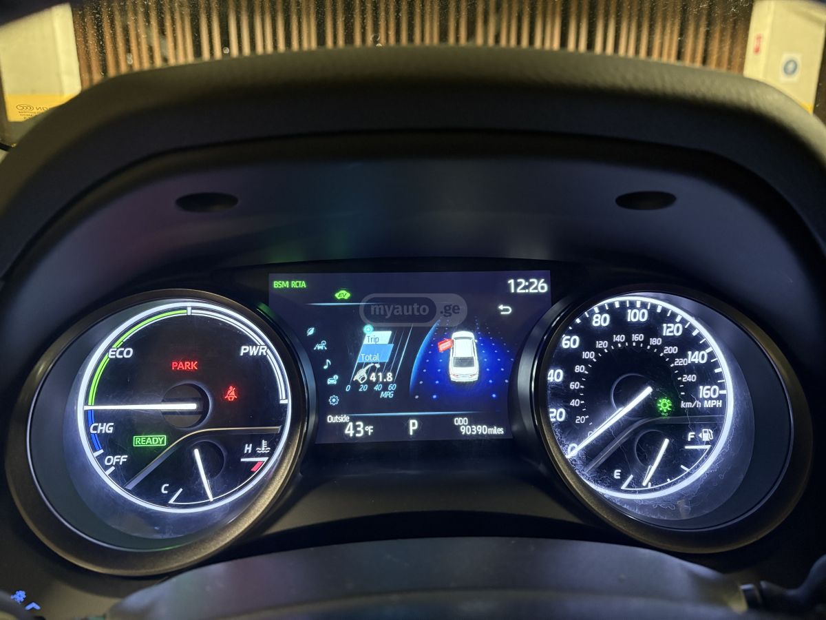 Toyota Camry - фото 7