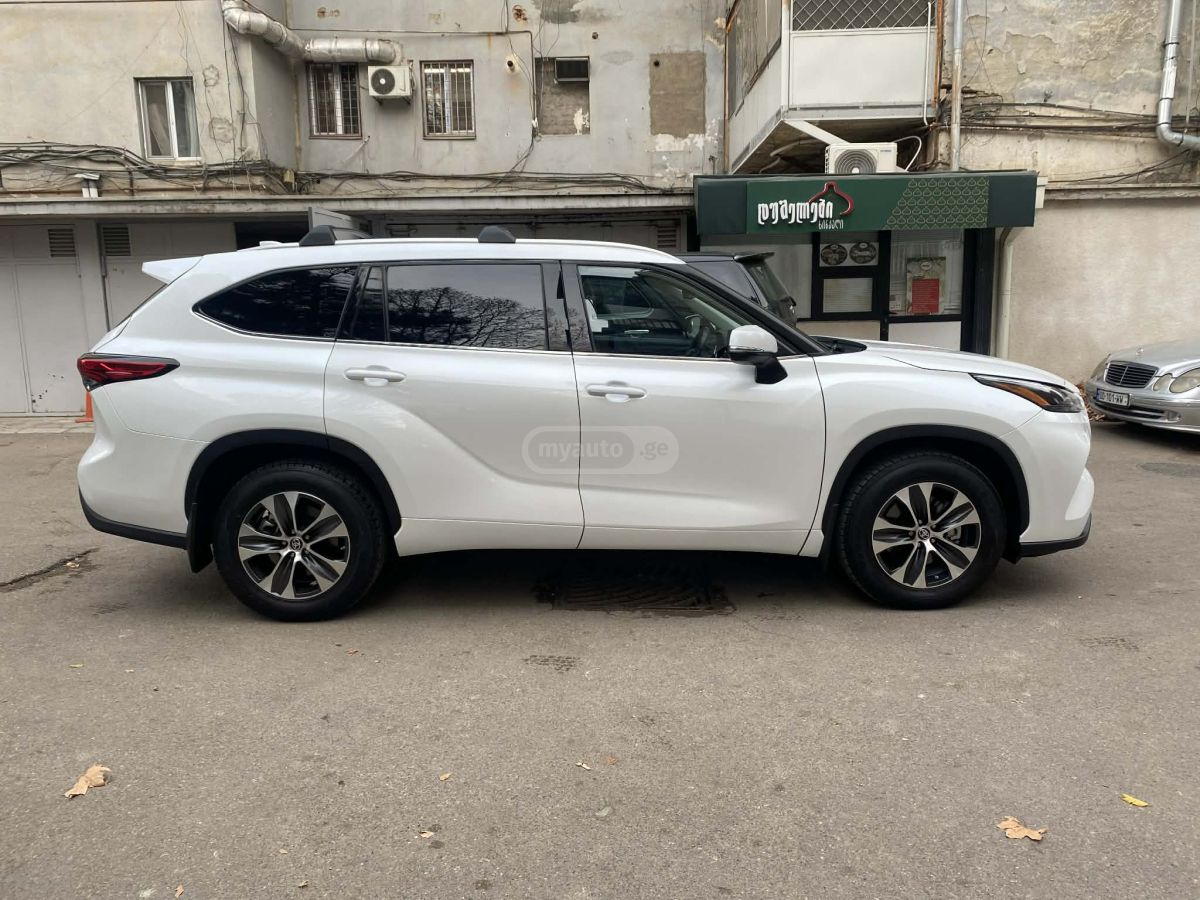 Toyota Highlander - фото 5