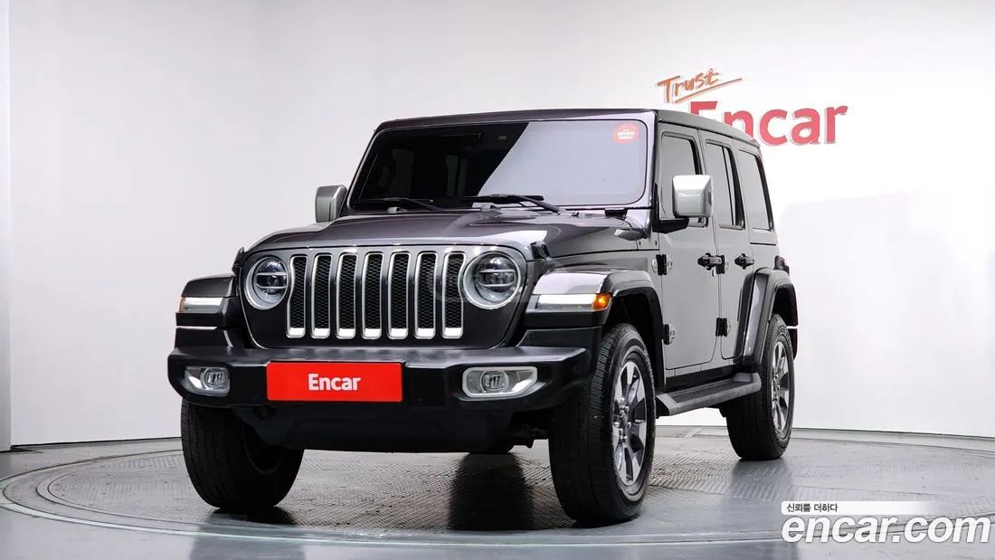 Jeep Wrangler - фото 12