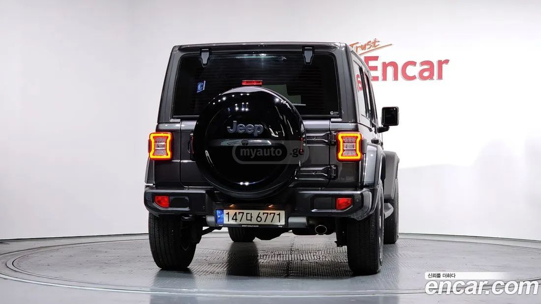 Jeep Wrangler - фото 4