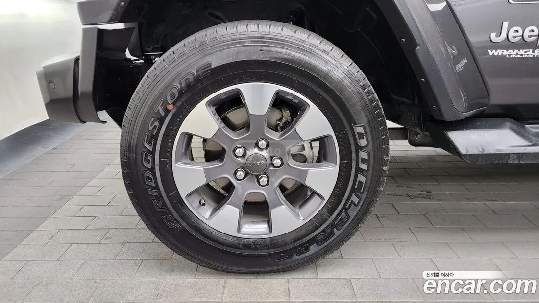 Jeep Wrangler - фото 5