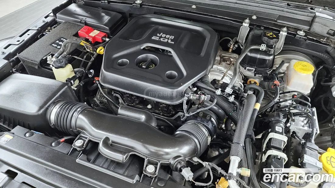 Jeep Wrangler - фото 6