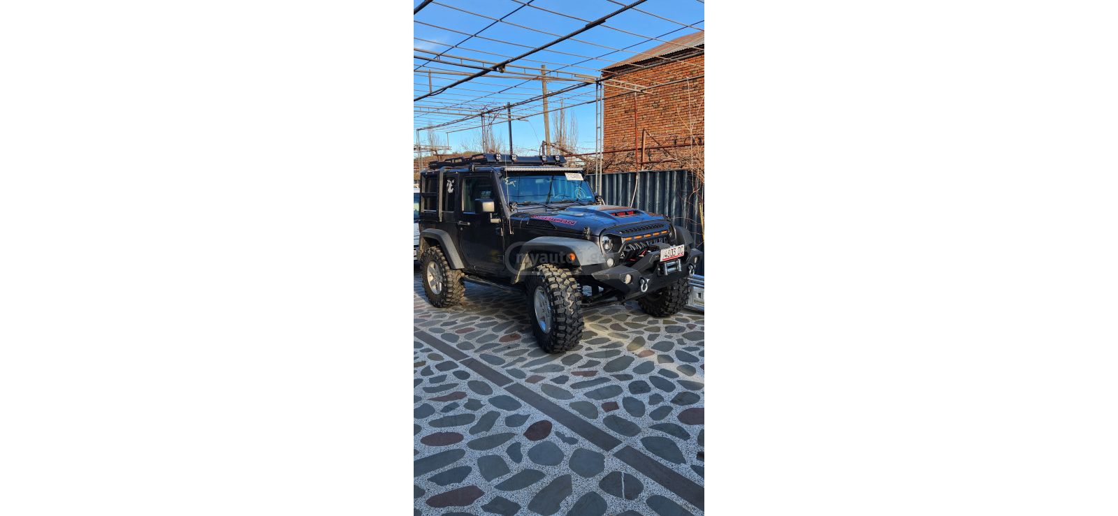 Jeep Wrangler - фото 1