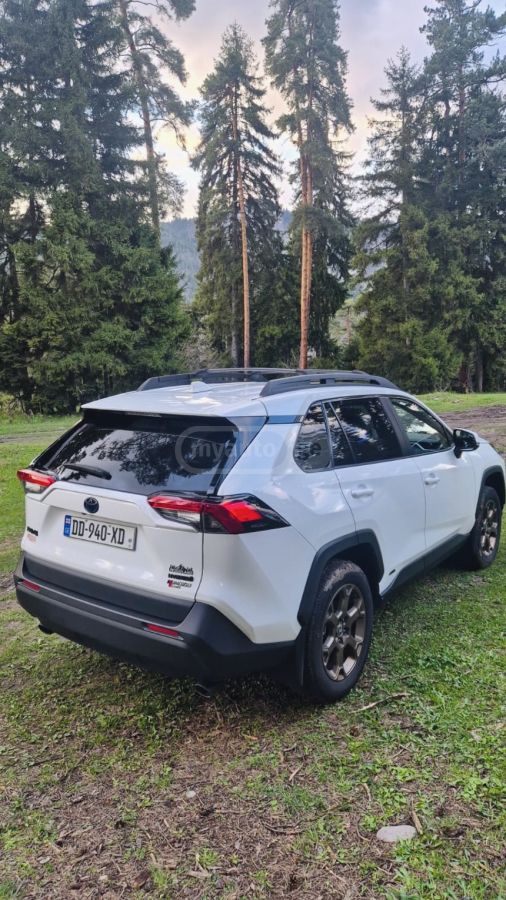 Toyota Rav 4 - фото 9