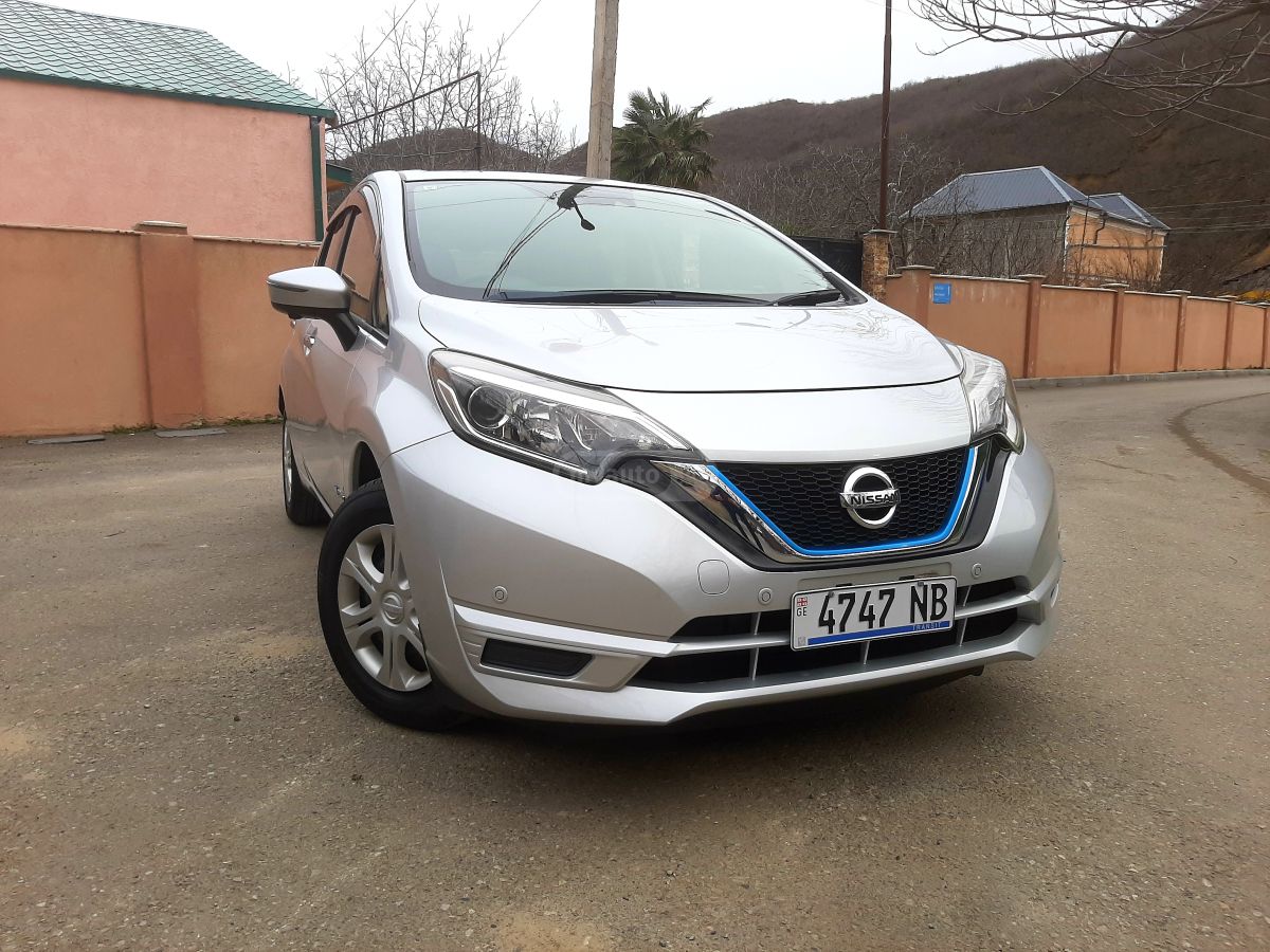 Nissan Note - фото 1
