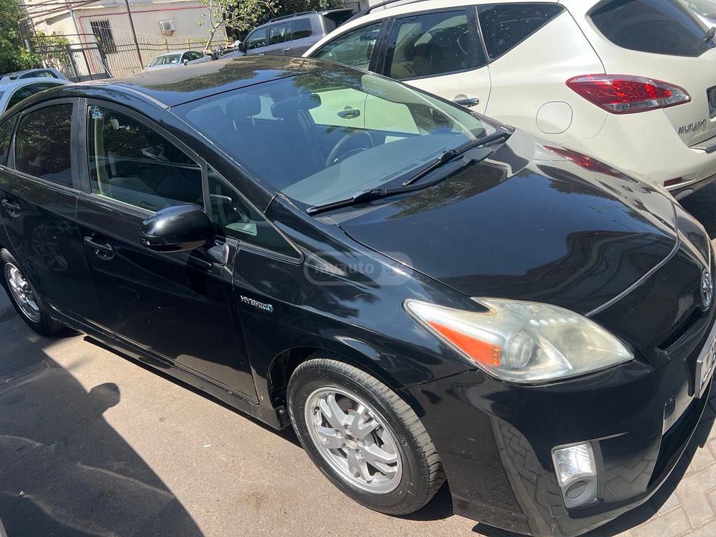 ToyotaPrius2010