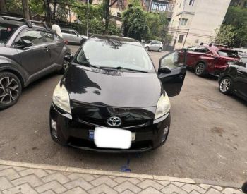 ToyotaPrius2010