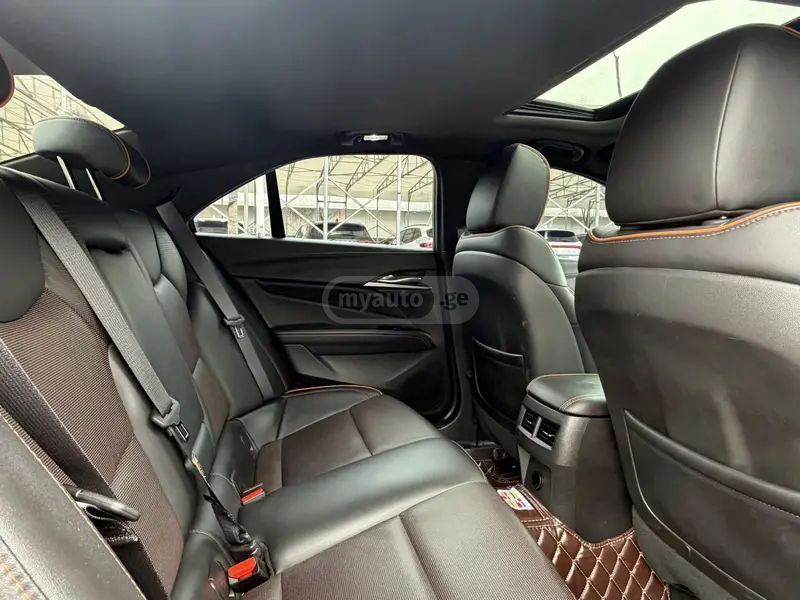 Cadillac CT4 2021 — миниатюра 12