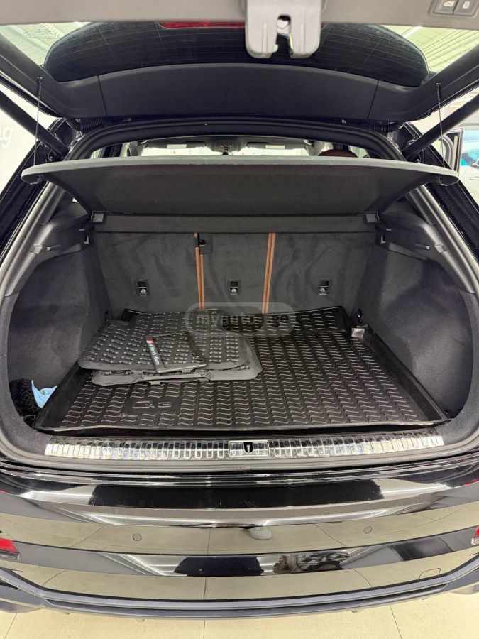 Audi Q3 - фото 10