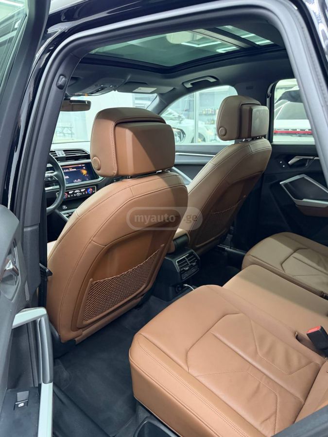 Audi Q3 - фото 13