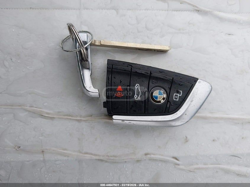 BMW M4 - фото 11