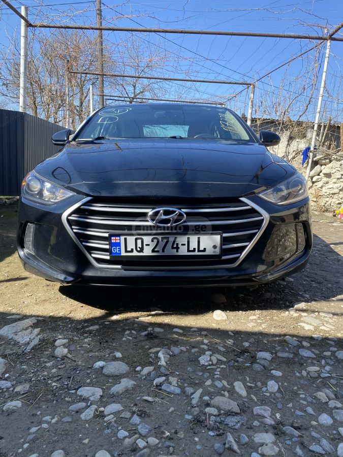 Hyundai Elantra - фото 12