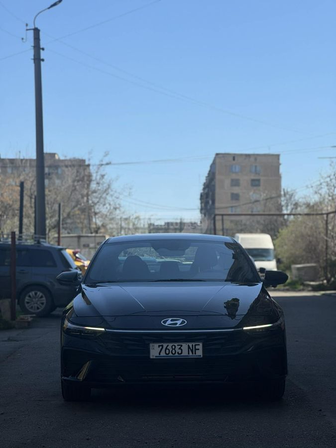 Hyundai Elantra - фото 13