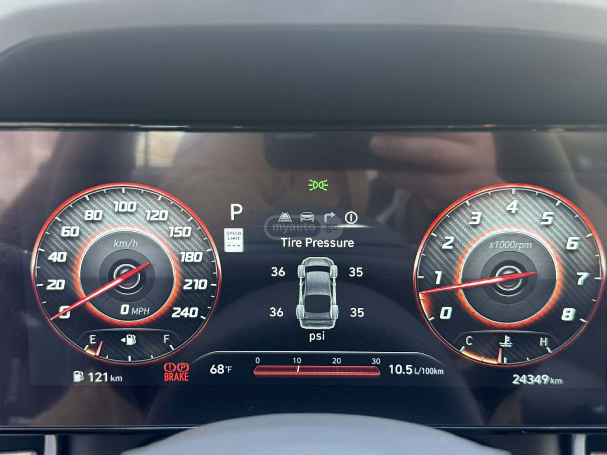 Hyundai Elantra - фото 4