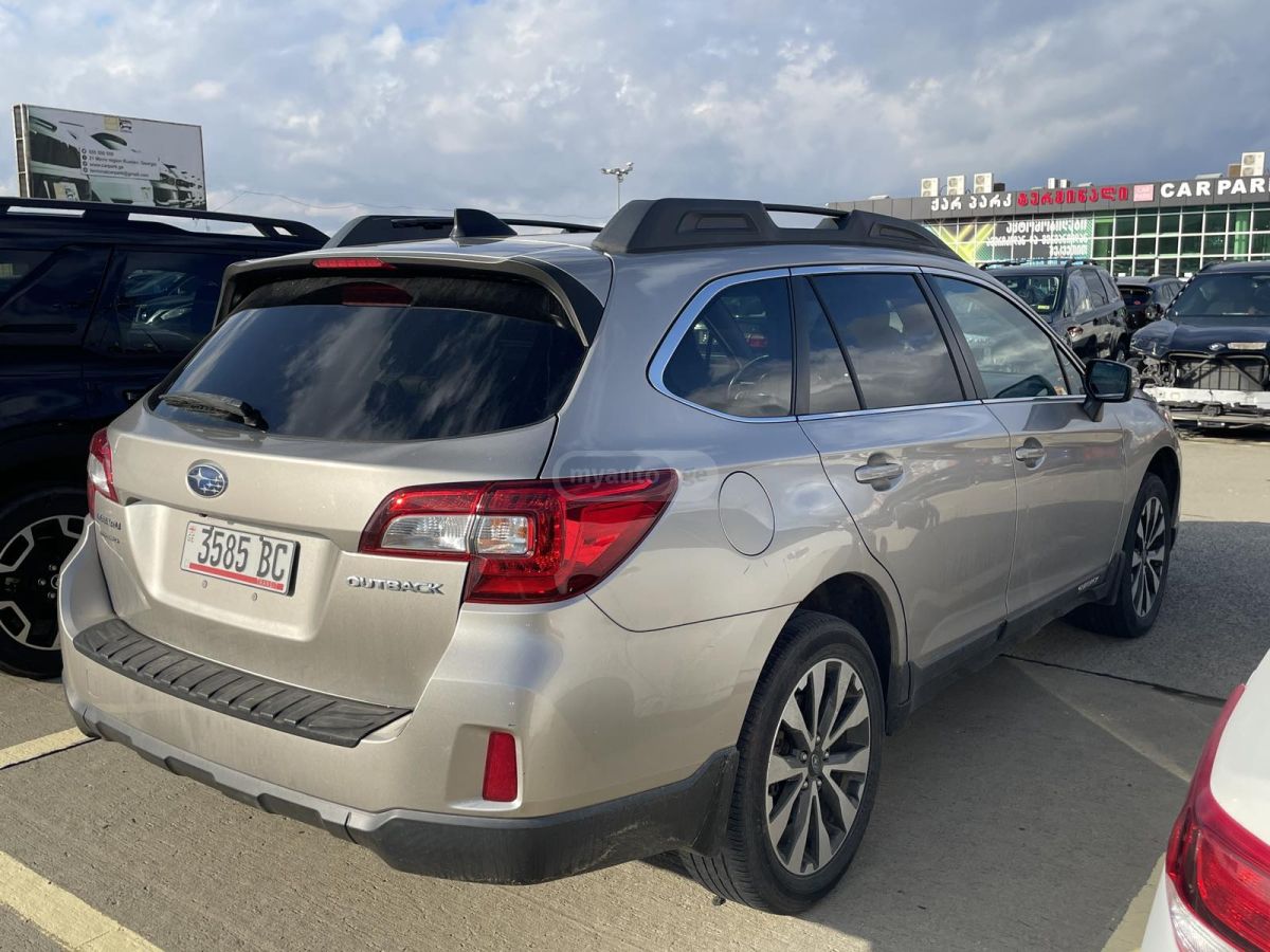 Subaru Outback - фото 3