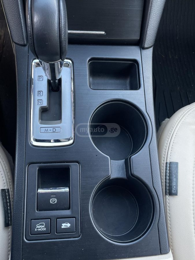 Subaru Outback - фото 8