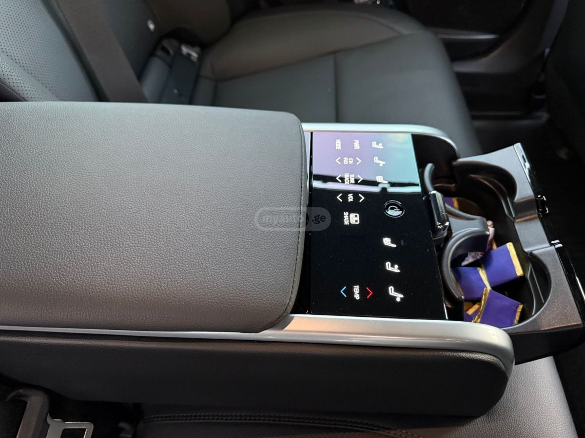 Toyota Camry - фото 11