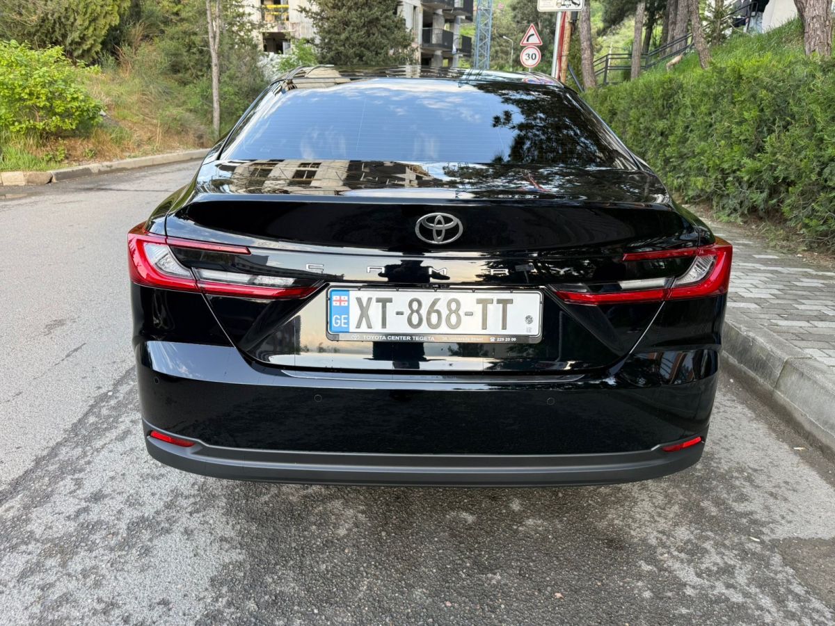 Toyota Camry - фото 7